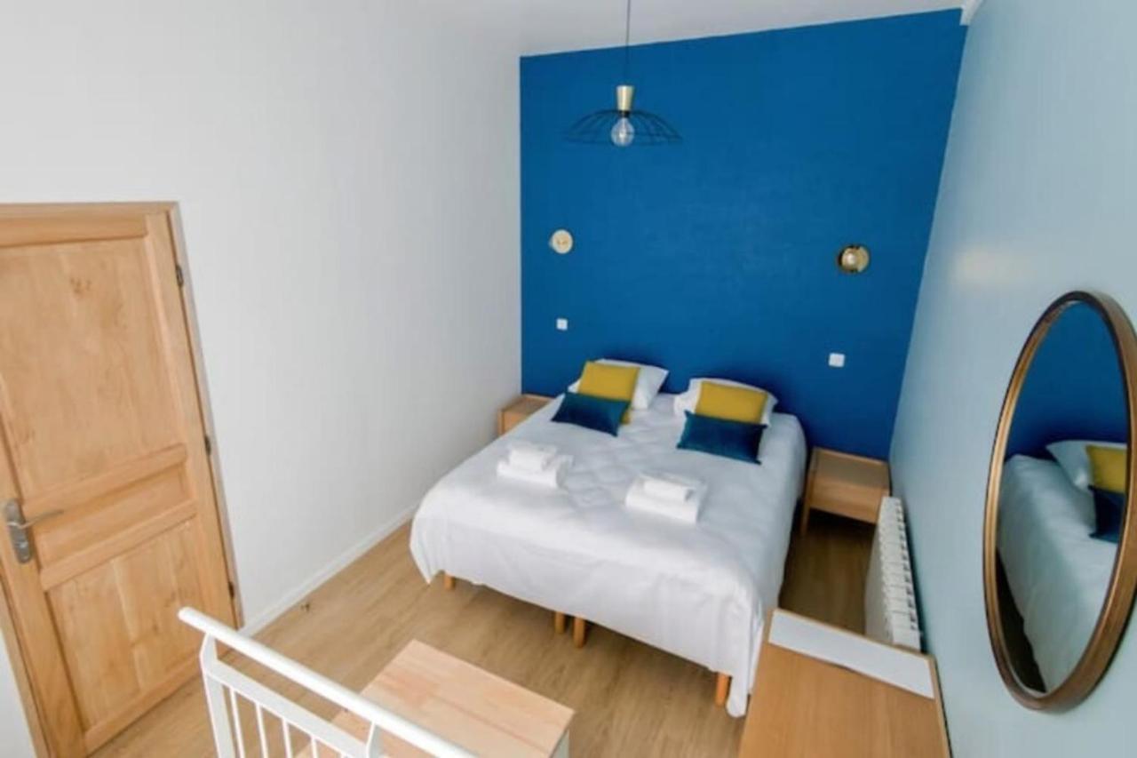 Cozy 2 Bedroom Apartment In Париж Екстериор снимка
